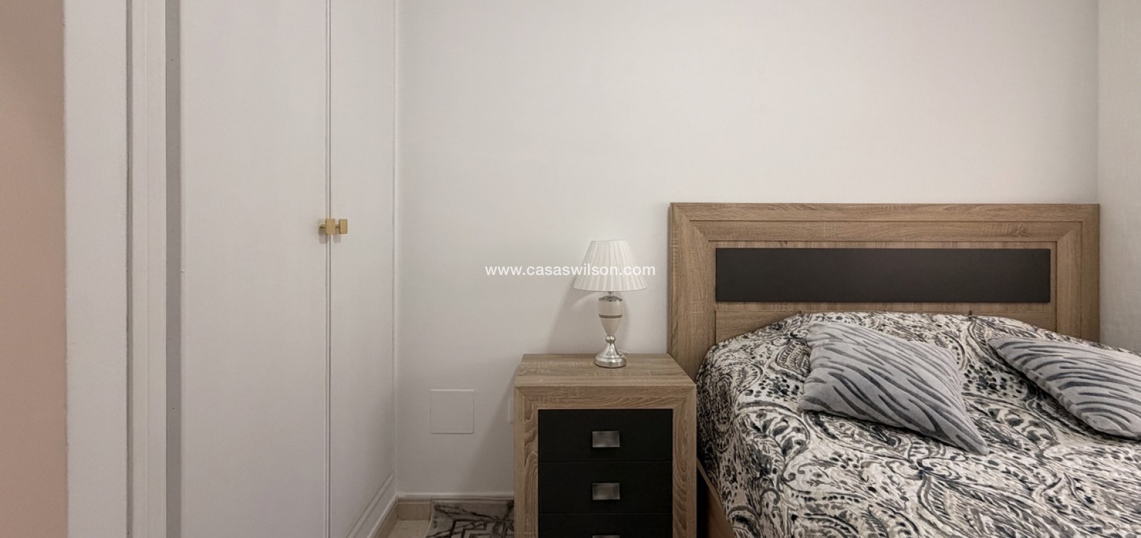 Sale - Apartment - Torrevieja - Costa Blanca