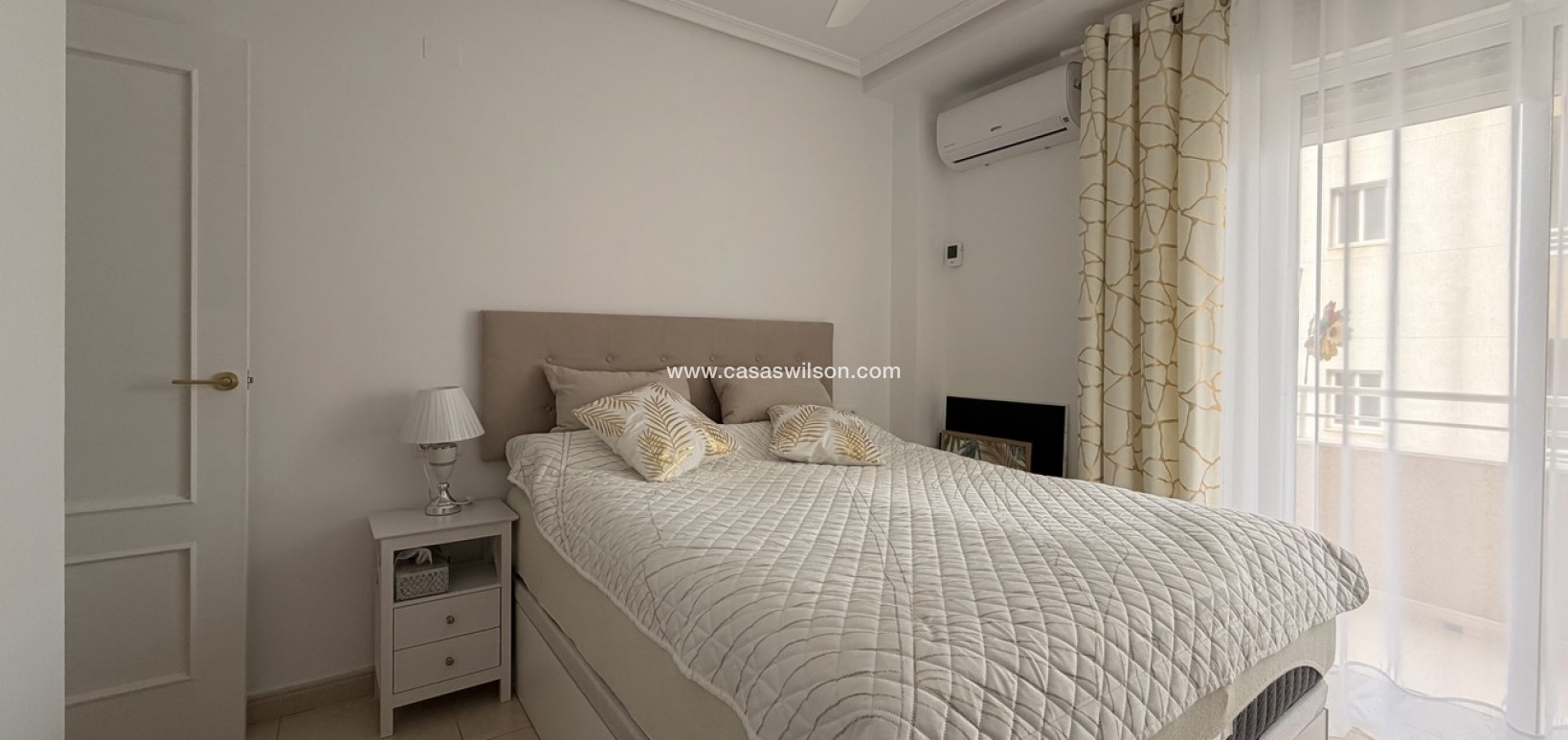 Sale - Apartment - Torrevieja - Costa Blanca