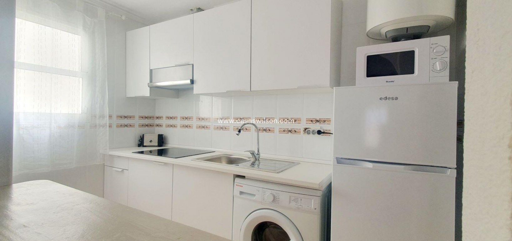 Bestaande bouw - Appartement - Torrevieja - Estacion De Autobuses
