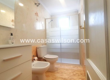 Bestaande bouw - Appartement - Torrevieja - Estacion De Autobuses