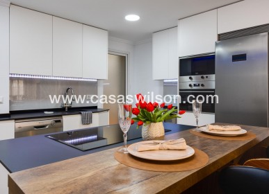 Sale - Apartment - Torrevieja - Centro
