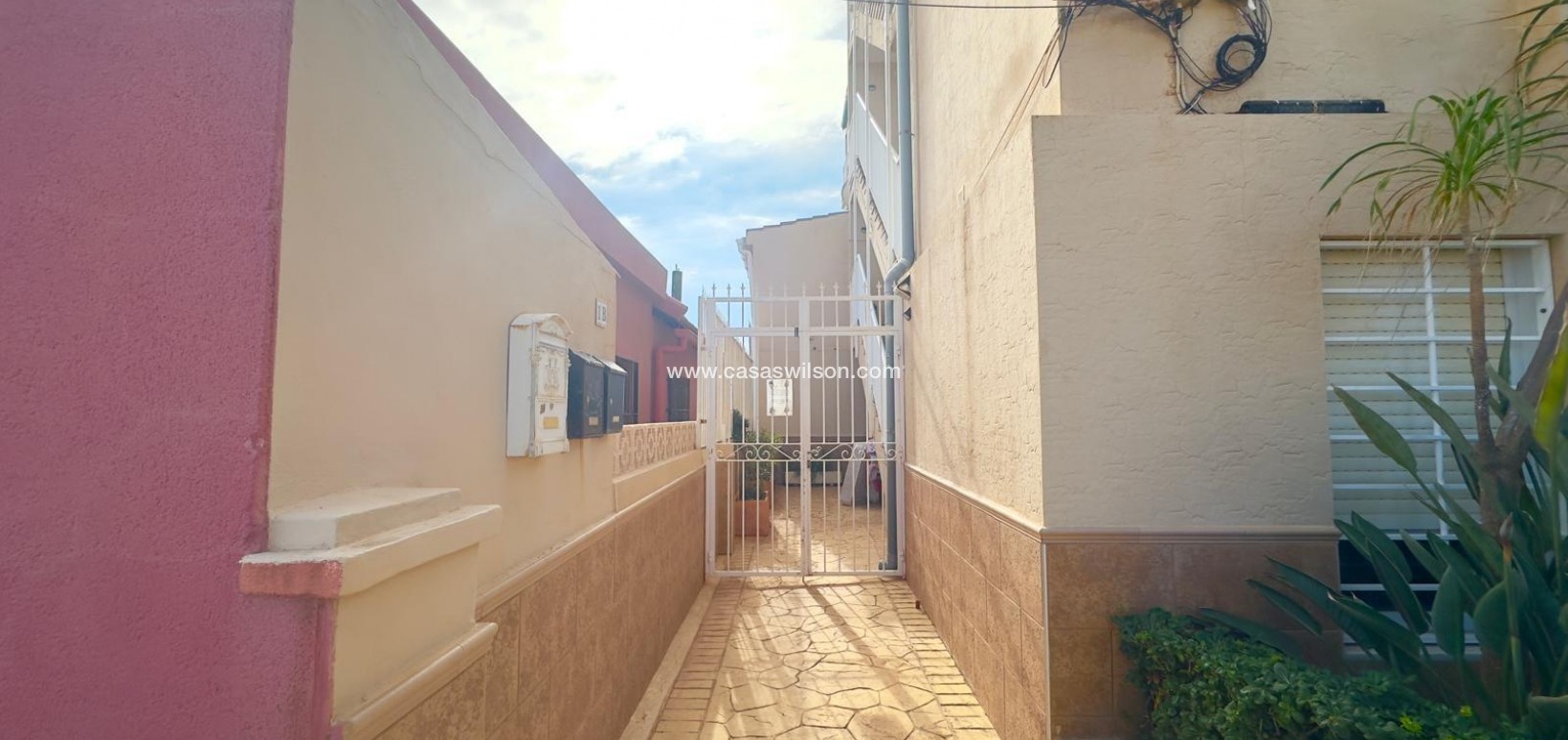 Bestaande bouw - Appartement - Torrevieja - Zona Los Frutales