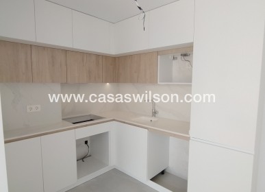 Bestaande bouw - Appartement - Torrevieja - CENTRE PLAYA DEL CURA LAS PISCINAS