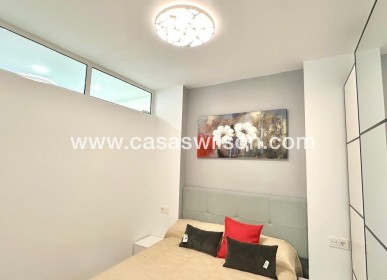 Venta - Apartamento - Torrevieja - Playa del Cura