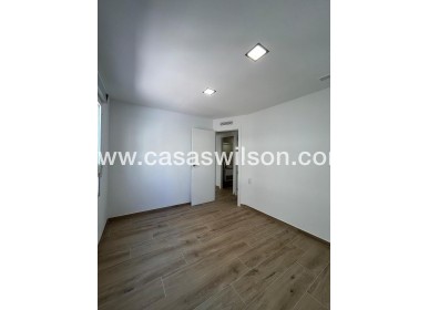 Venta - Apartamento - Torrevieja - La Mata