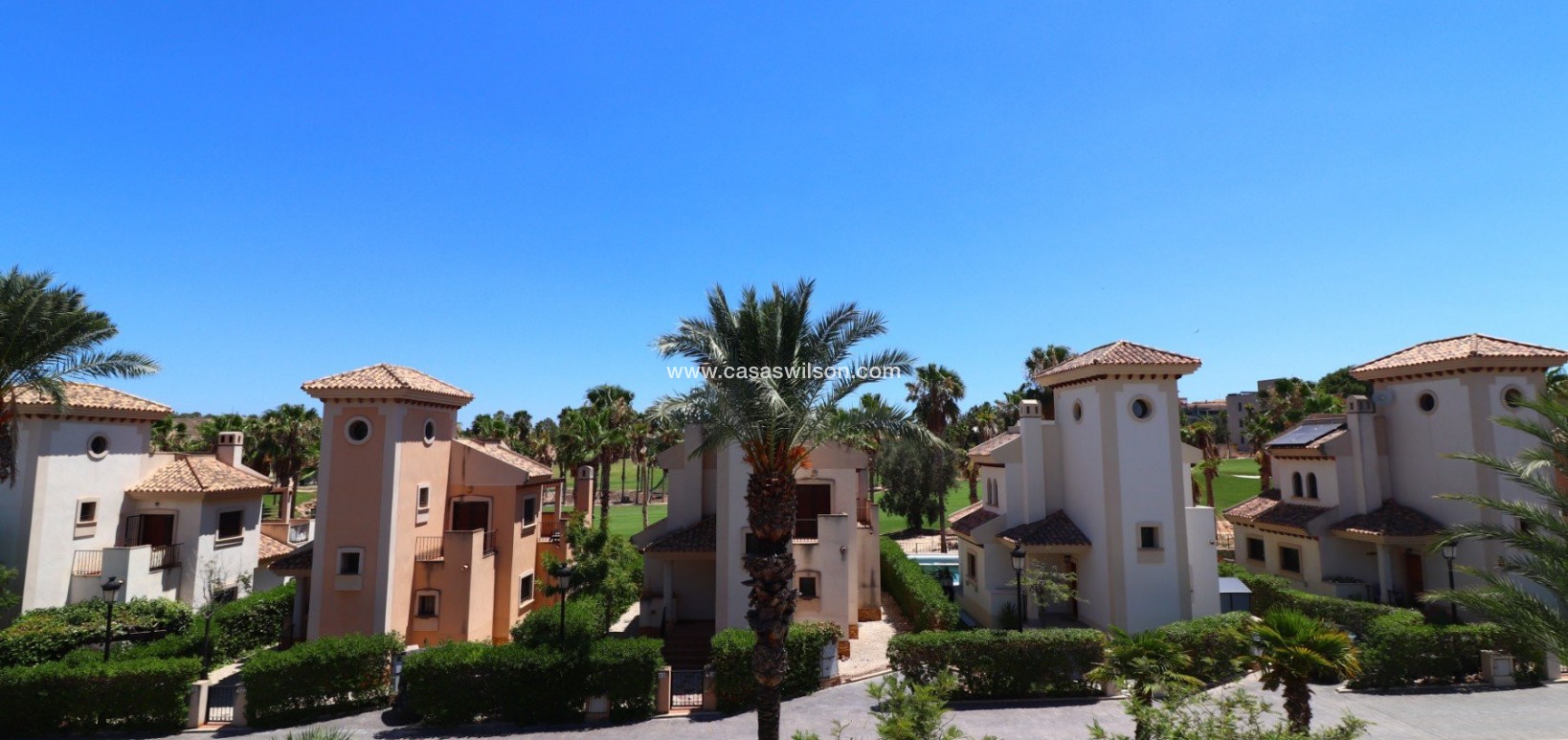 Sale - Villa - Algorfa - La Finca Golf
