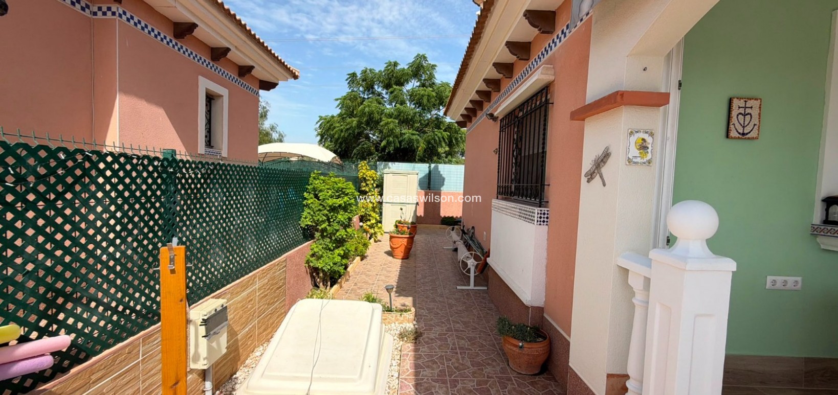Sale - Villa - Los Montesinos - La Herrada