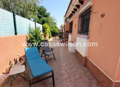 Sale - Villa - Los Montesinos - La Herrada