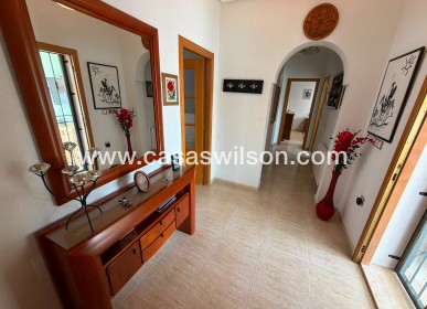 Sale - Villa - Los Montesinos - La Herrada