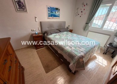 Sale - Villa - Los Montesinos - La Herrada