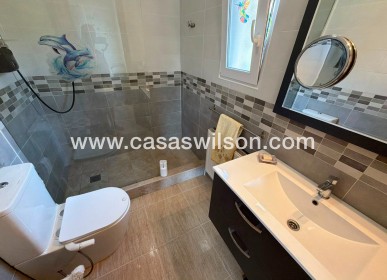 Sale - Villa - Los Montesinos - La Herrada
