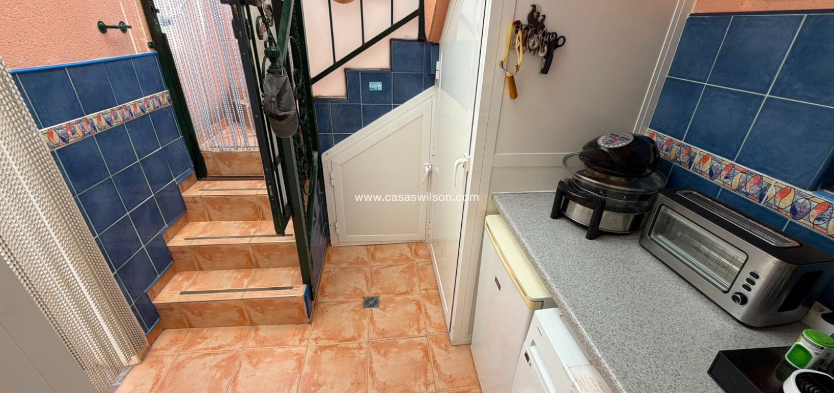 Sale - Villa - Los Montesinos - La Herrada
