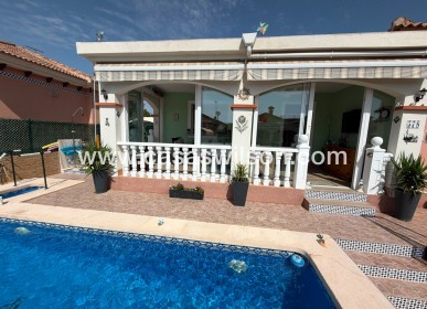 Sale - Villa - Los Montesinos - La Herrada