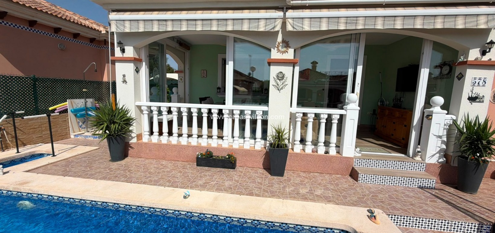 Sale - Villa - Los Montesinos - La Herrada