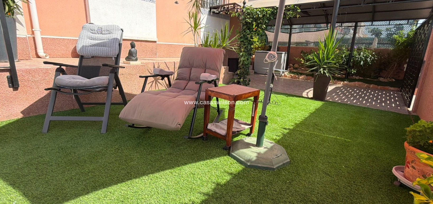 Sale - Villa - Los Montesinos - La Herrada