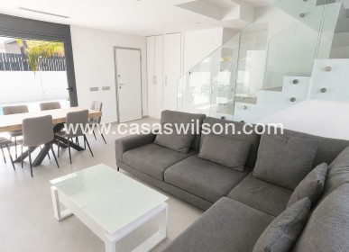 Sale - Villa - Algorfa - La Finca Golf