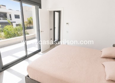 Sale - Villa - Algorfa - La Finca Golf