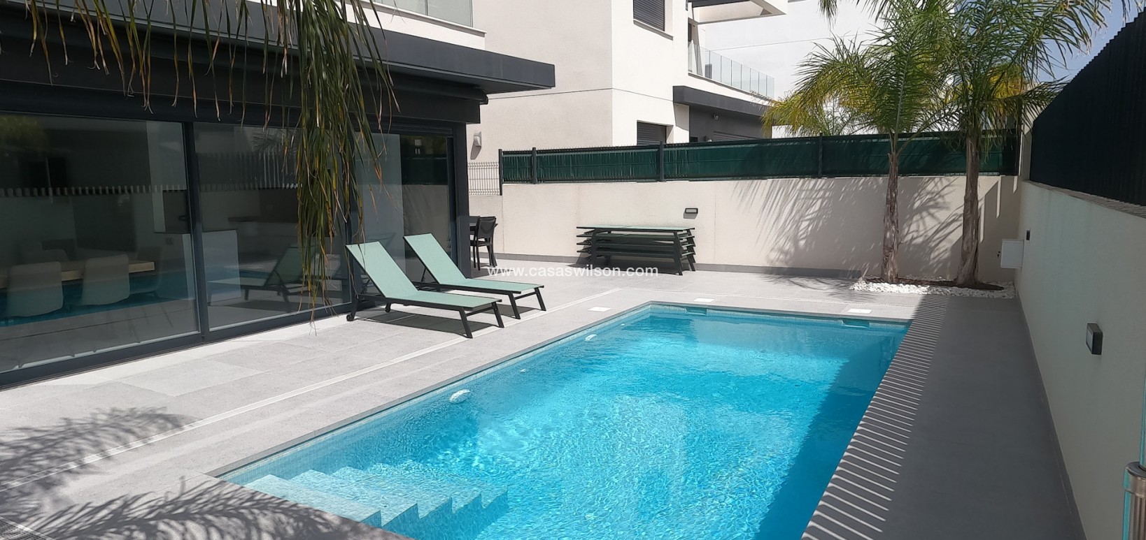 Sale - Villa - Algorfa - La Finca Golf