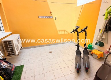 Sale - Appartement - Torrevieja - Aguas Nuevas