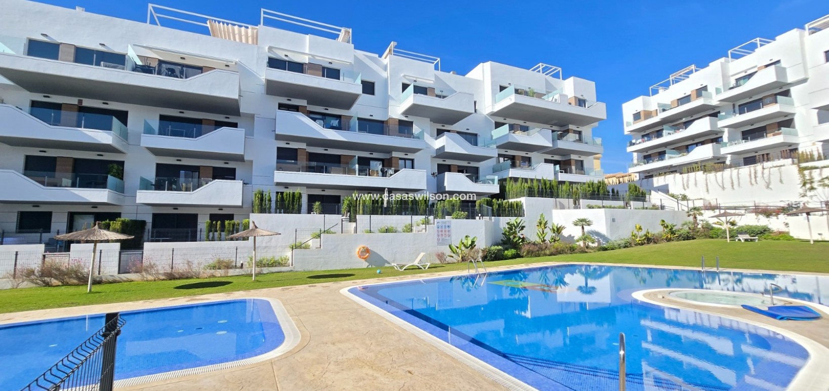 Venta - Apartment / Flat * - Orihuela Costa - Villamartín *