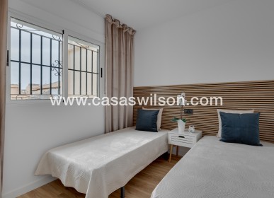 Sale - Townhouse - Orihuela Costa