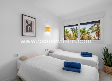 Sale - Apartment - Orihuela Costa - Punta Prima