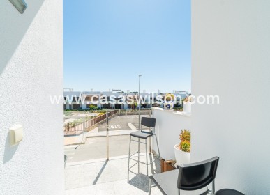 Venta - Apartment - Top Floor - Orihuela Costa - Vistabella Golf