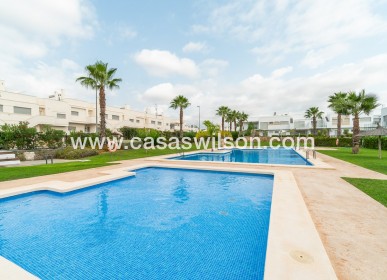 Venta - Apartment - Top Floor - Orihuela Costa - Vistabella Golf