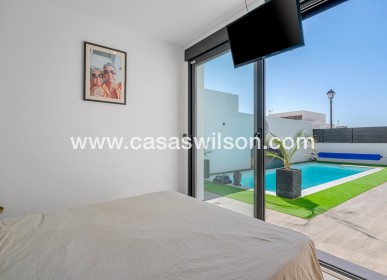 Sale - Villa - Fortuna - Urbanizacion las kalendas