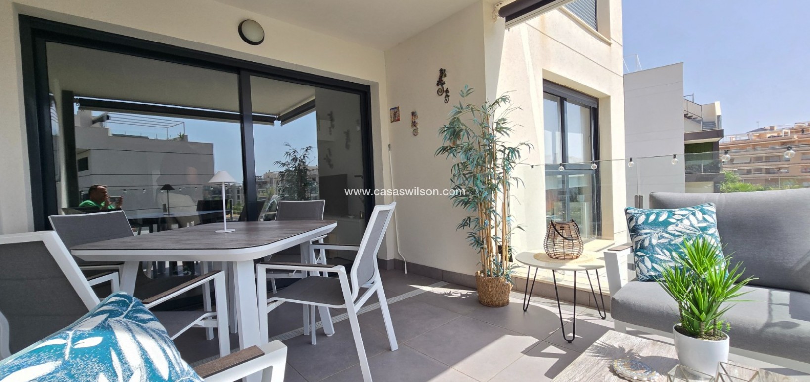 Sale - Apartment / Flat * - Orihuela Costa - Villamartín *