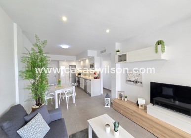 Sale - Apartment / Flat * - Orihuela Costa - Villamartín *