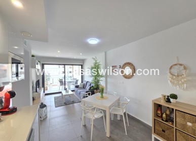 Sale - Apartment / Flat * - Orihuela Costa - Villamartín *