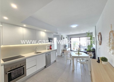 Sale - Apartment / Flat * - Orihuela Costa - Villamartín *