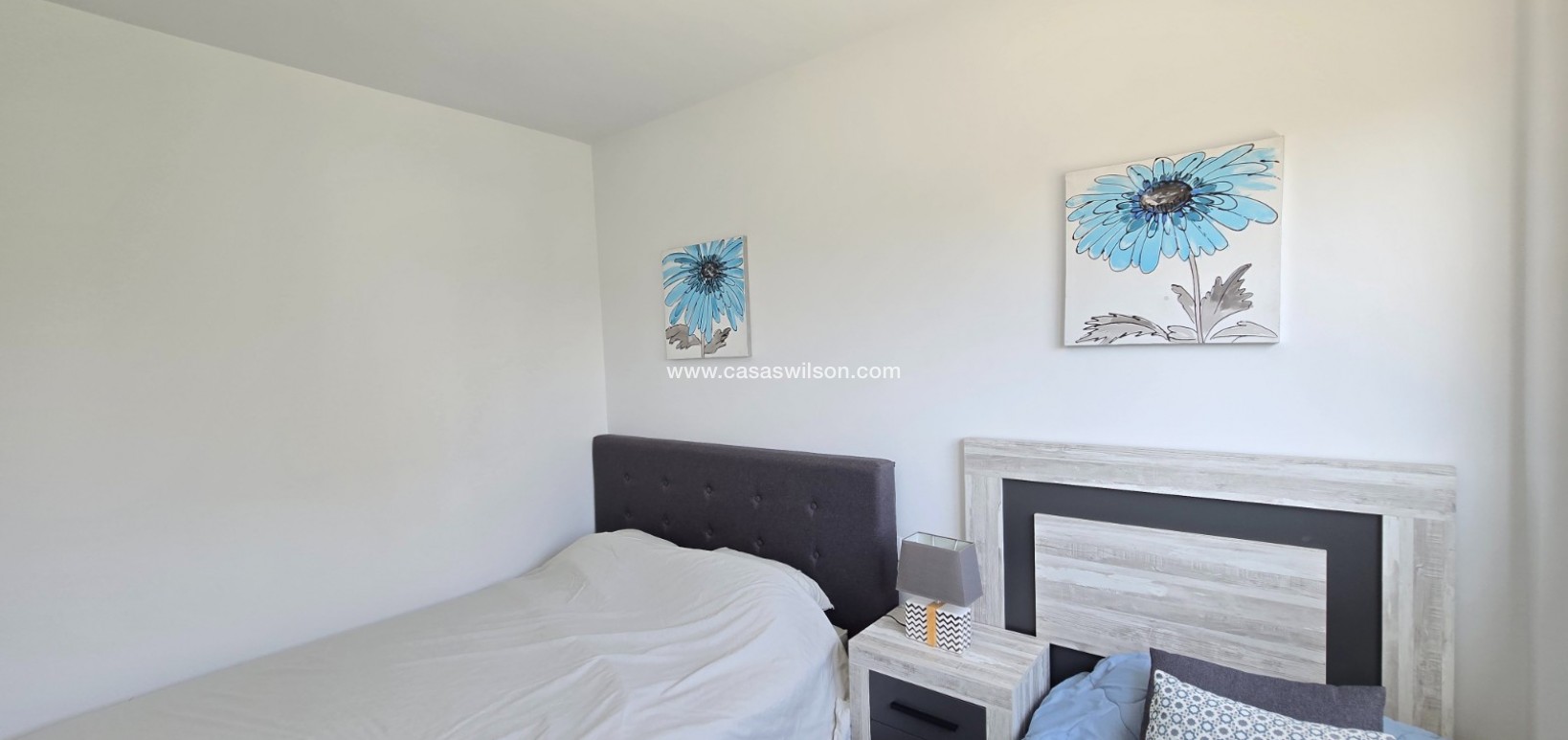 Sale - Apartment / Flat * - Orihuela Costa - Villamartín *