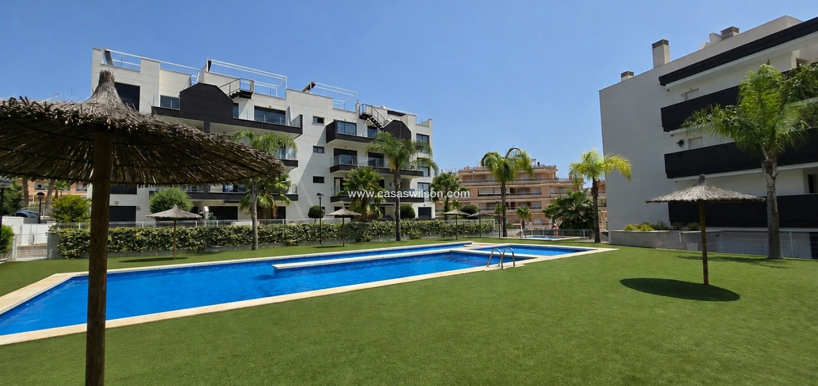 Sale - Apartment / Flat * - Orihuela Costa - Villamartín *