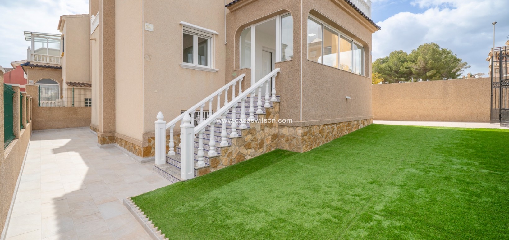 Sale - Villa - Orihuela Costa - PAU 26