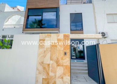 Sale - Townhouse - Torrevieja - Nueva Torrevieja - Aguas Nuevas