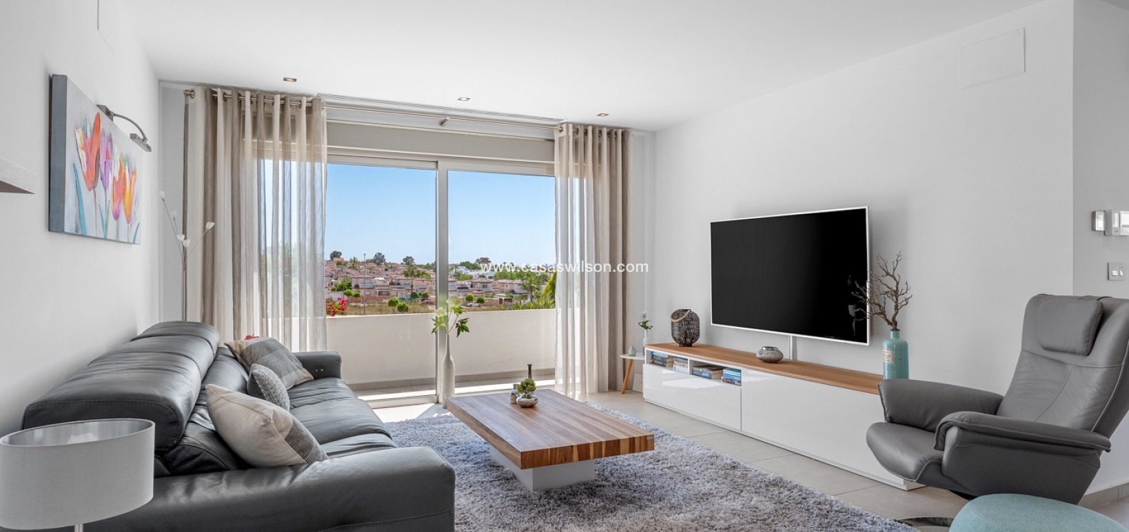 Bestaande bouw - Villa - La Marina