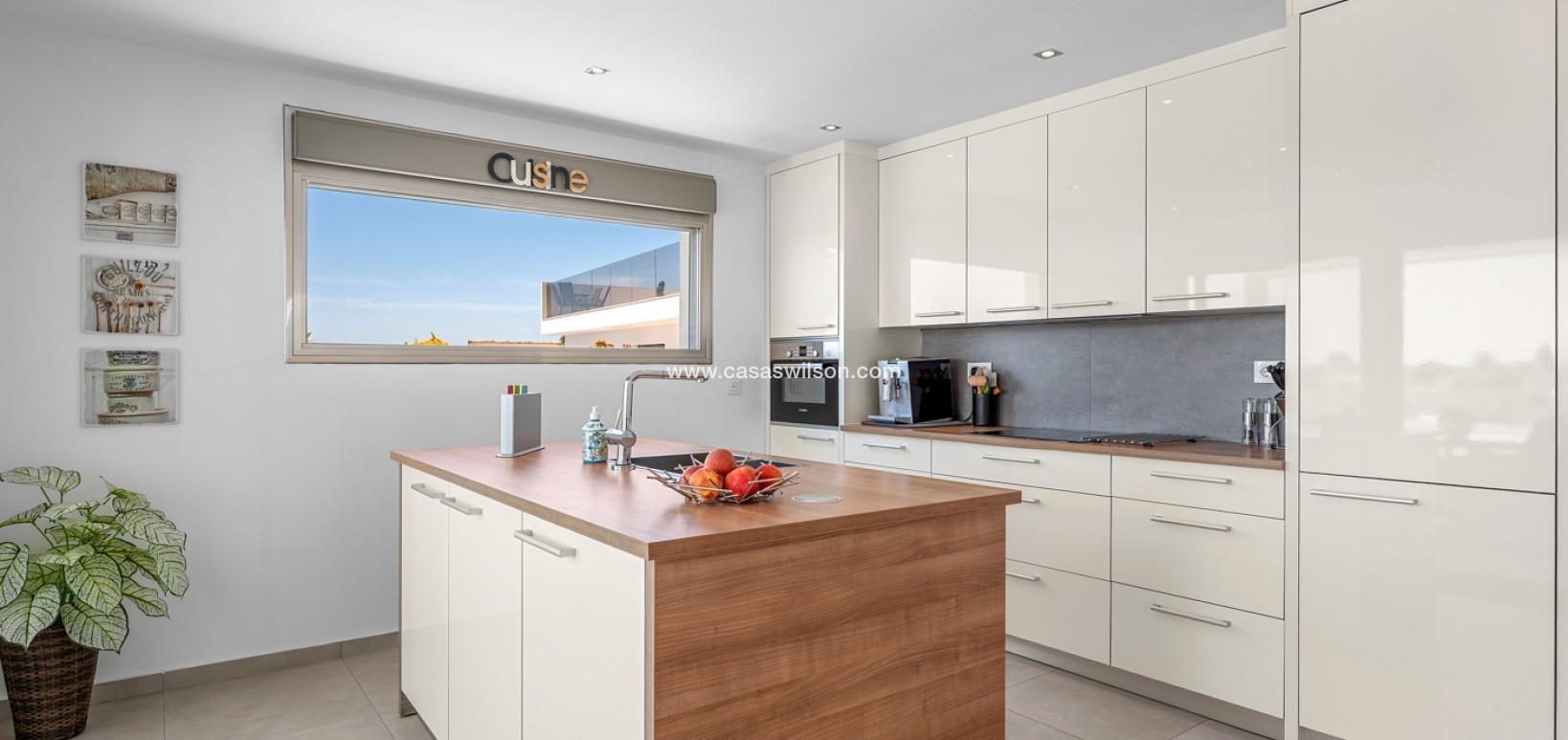 Bestaande bouw - Villa - La Marina