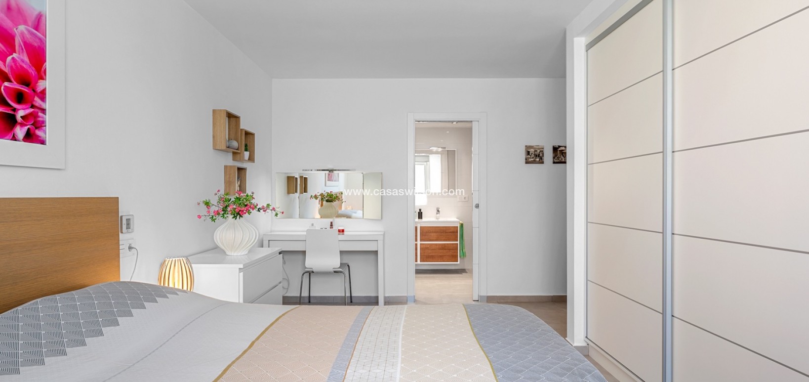Bestaande bouw - Villa - La Marina