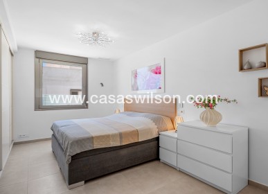Bestaande bouw - Villa - La Marina