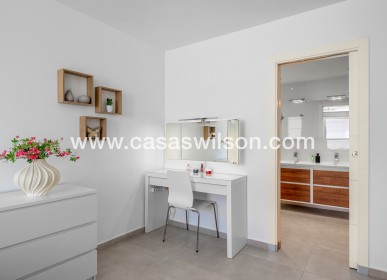 Bestaande bouw - Villa - La Marina