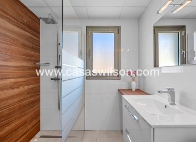 Bestaande bouw - Villa - La Marina