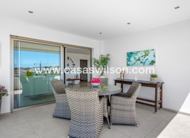 Bestaande bouw - Villa - La Marina