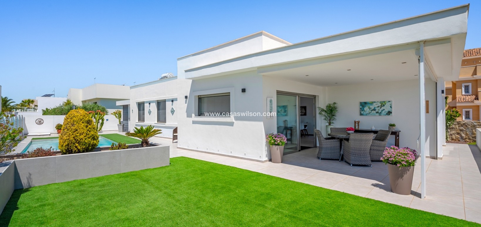 Bestaande bouw - Villa - La Marina
