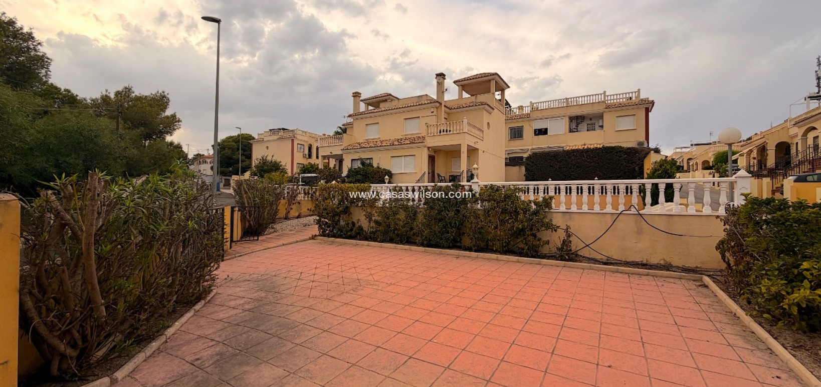 Sale - Villa - Algorfa - Montemar