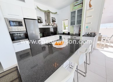 Bestaande bouw - Villa - Mil Palmeras