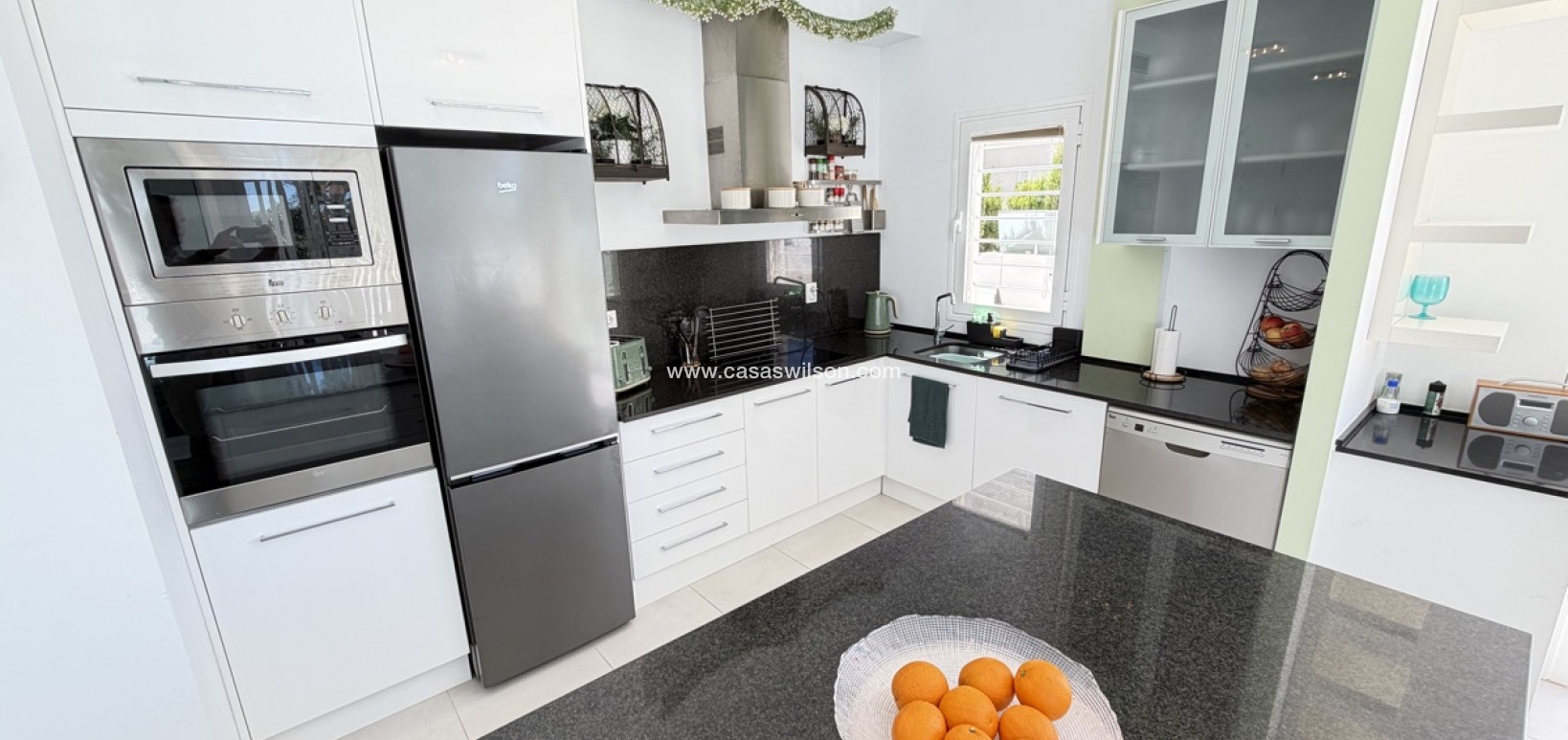 Bestaande bouw - Villa - Mil Palmeras