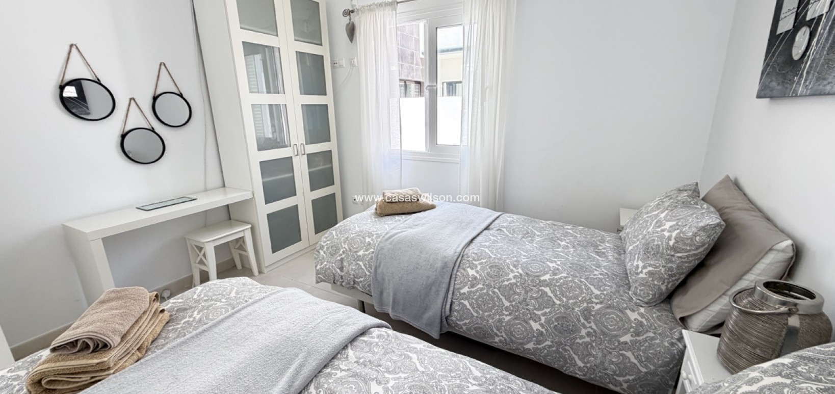 Bestaande bouw - Villa - Mil Palmeras