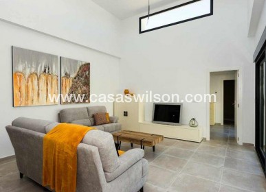 New Build - Townhouse - Daya Nueva - CENTRO